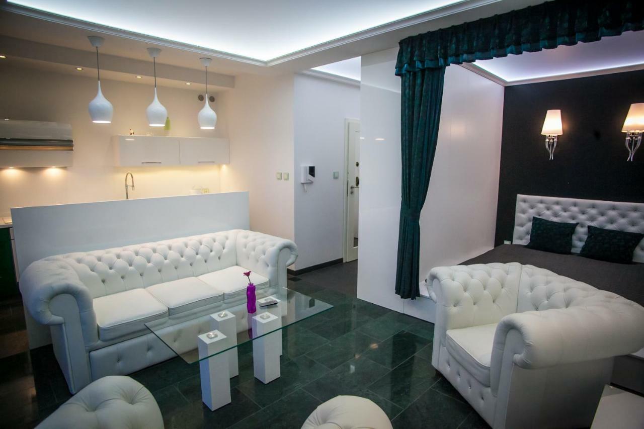 Royal Apartment In City Centre 수바우키 외부 사진