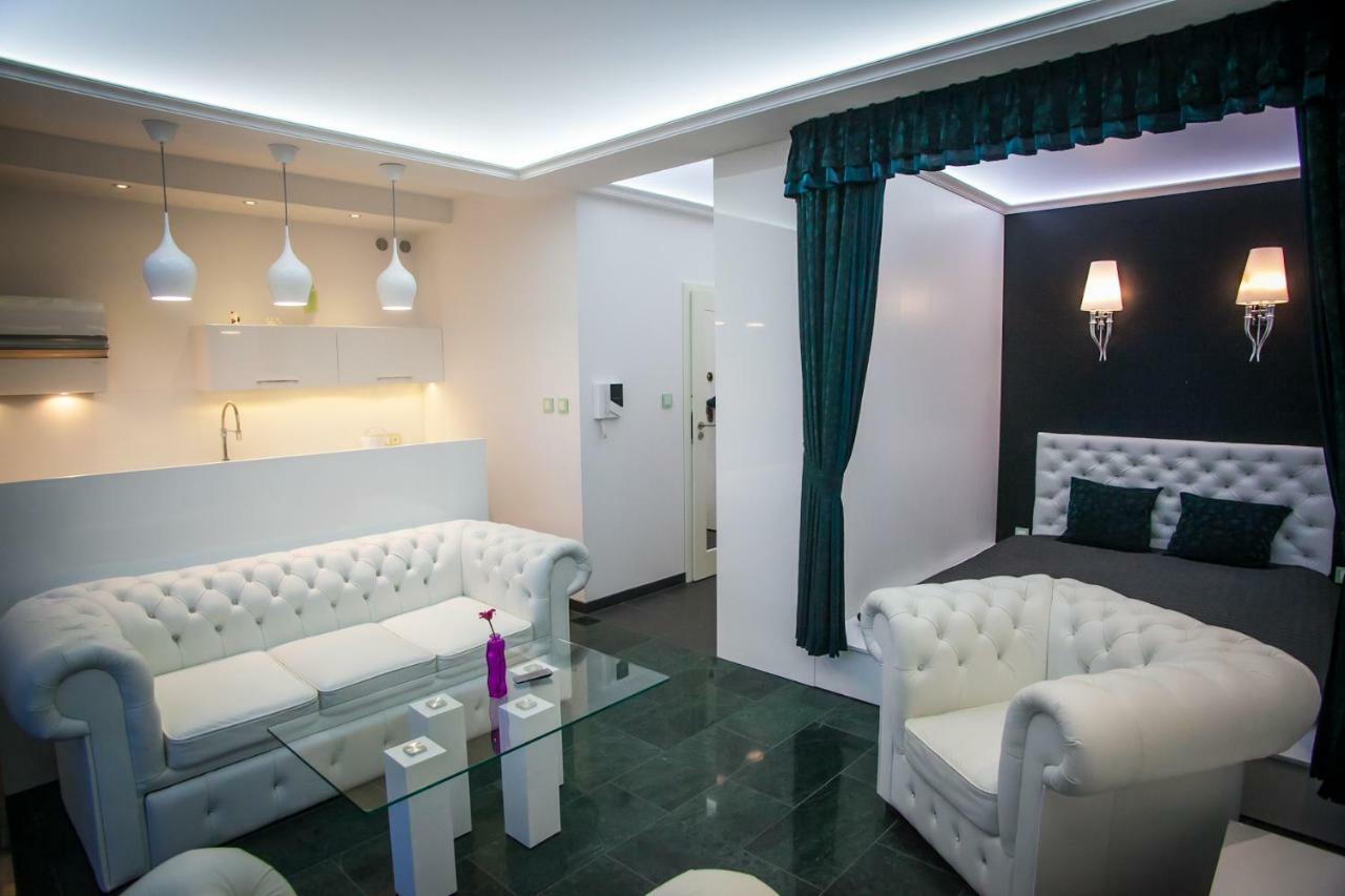Royal Apartment In City Centre 수바우키 외부 사진