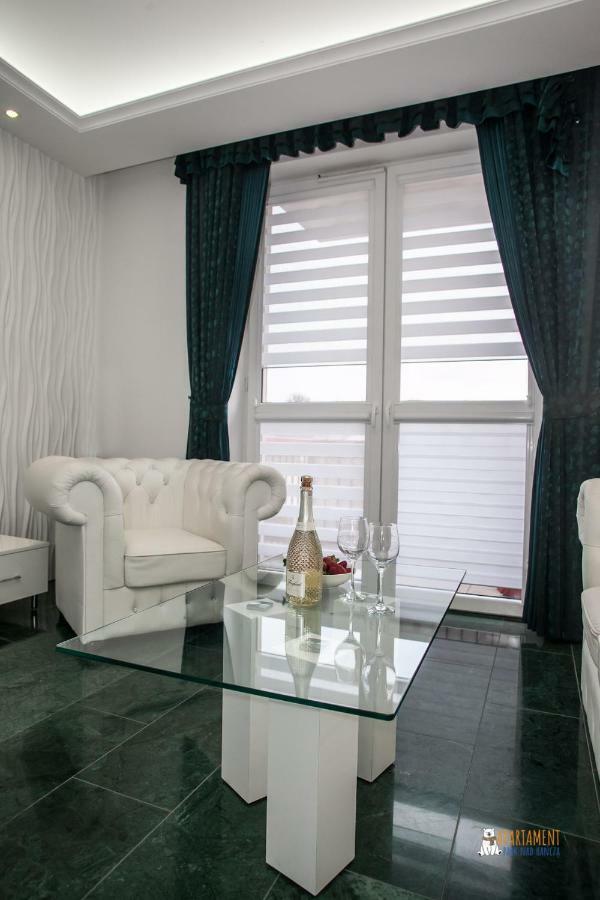 Royal Apartment In City Centre 수바우키 외부 사진